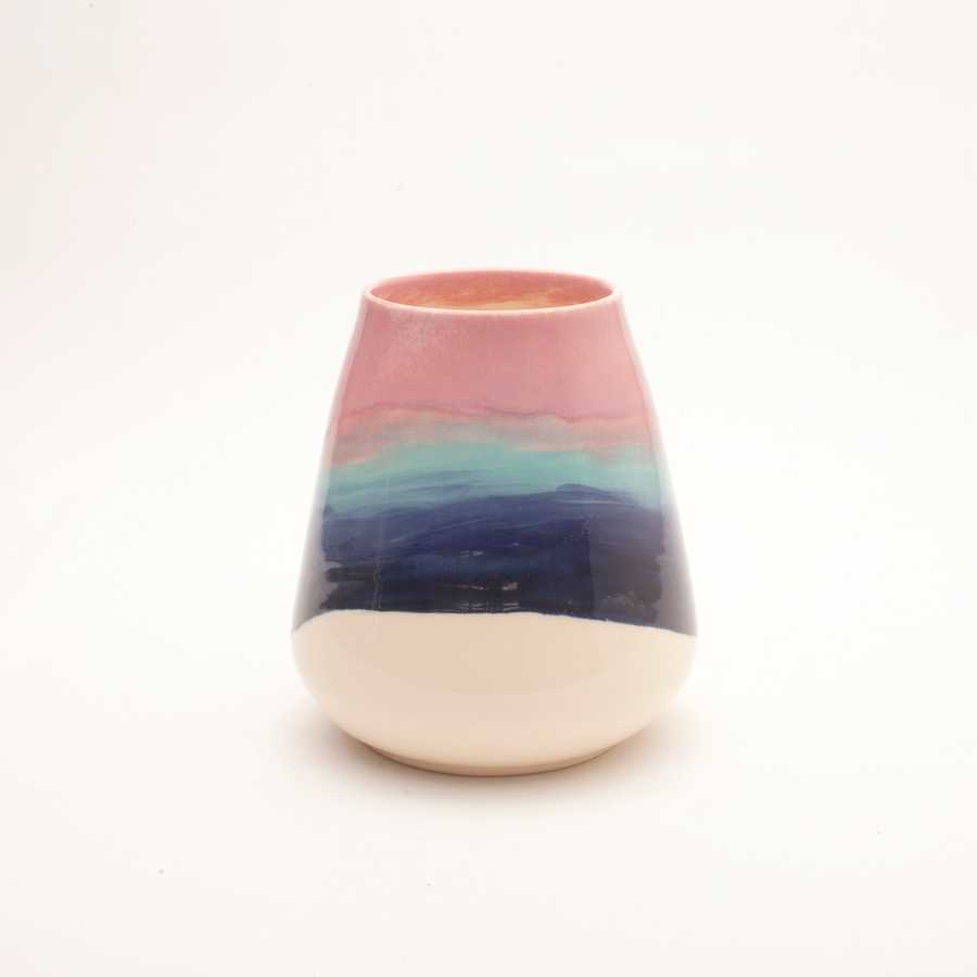 functional/vases/018-interplay/4 - image - 0