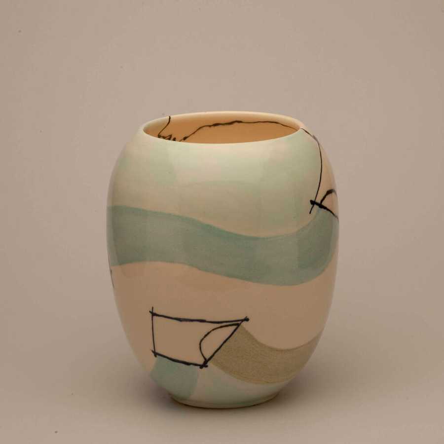 functional/vases/003-changing/3 - image - 2